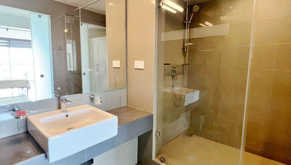 WhatsApp Image 2025-10-30 at 4.54.14 PM (1)