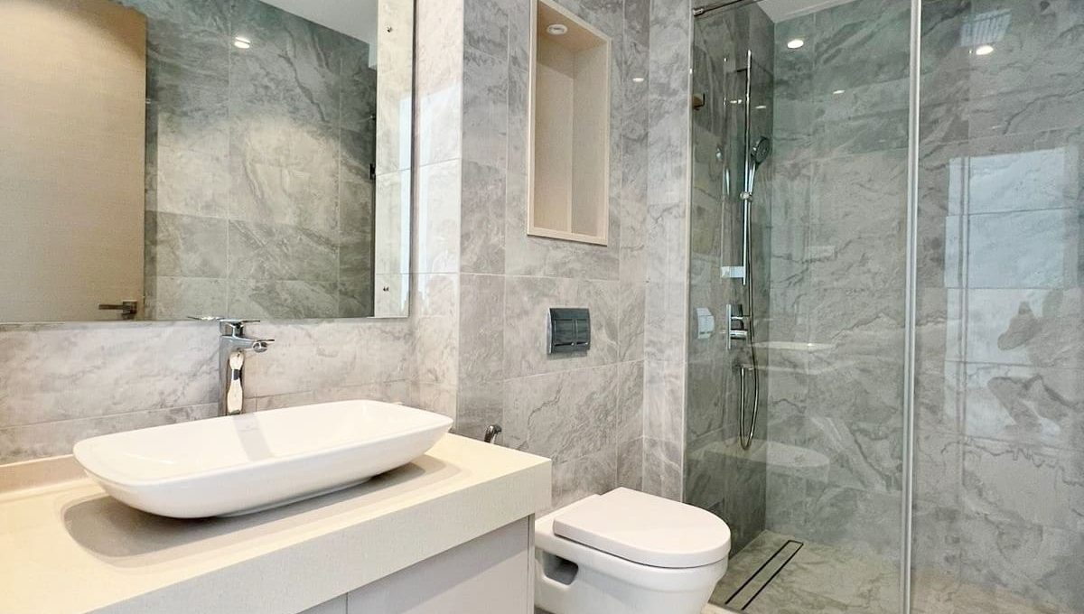 WhatsApp Image 2025-10-10 at 15.49.19