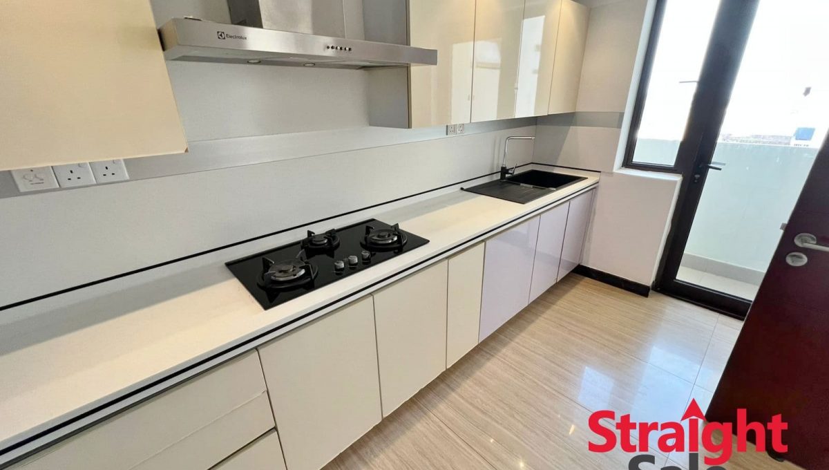 WhatsApp Image 2025-10-10 at 15.59.16 (1)