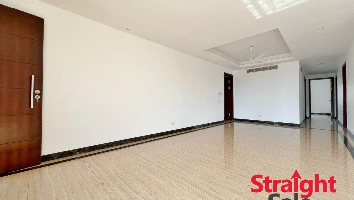 WhatsApp Image 2025-10-10 at 15.59.21