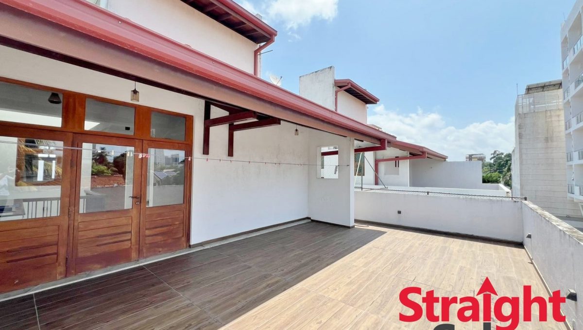 WhatsApp Image 2025-10-30 at 5.24.41 PM (1)