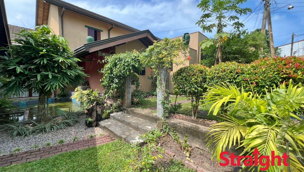 WhatsApp Image 2025-10-10 at 16.05.42