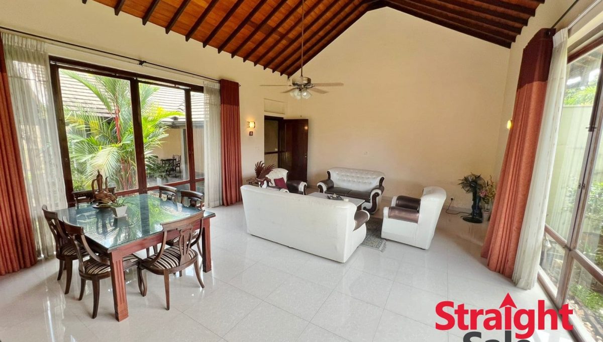 WhatsApp Image 2025-10-10 at 16.05.54