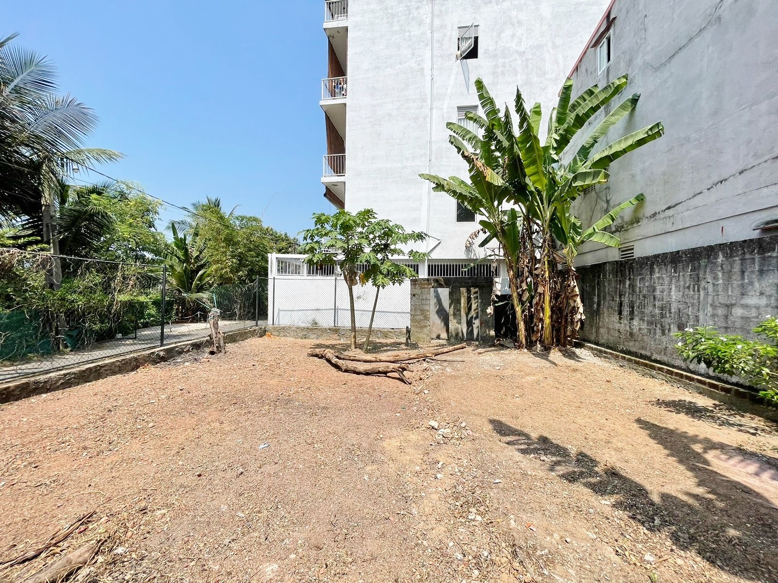 Residential Land for Sale in Rajagiriya [LS 01]